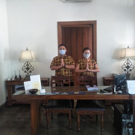 Hotel Graha Kinasih Kotabaru Джокякарта Екстериор снимка